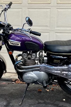 1970 purple High Piper Triumph 500 (also known as a Triumph T100C )